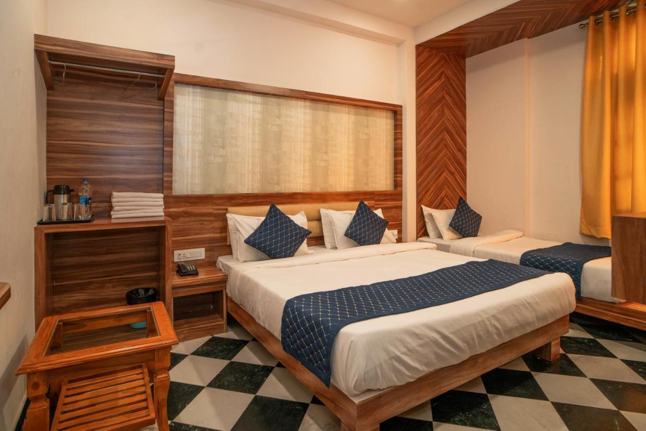 The Uddhav Elite Hotell Udaipur Exteriör bild